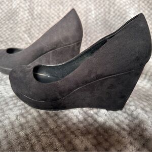 Womens Apt.9 Black Wedge Shoes
